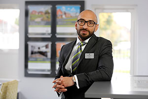 Sanjay, sales advisor at Barratt Homes in Bedfordshire