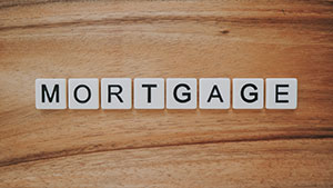 Financially savvy ways to buy a house - mortgage free house